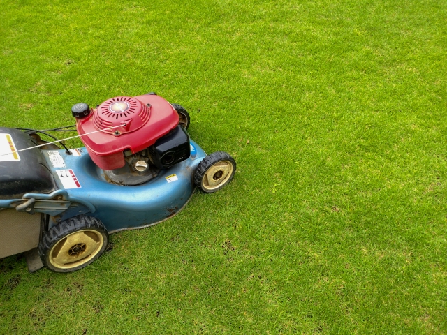 芝刈り機
